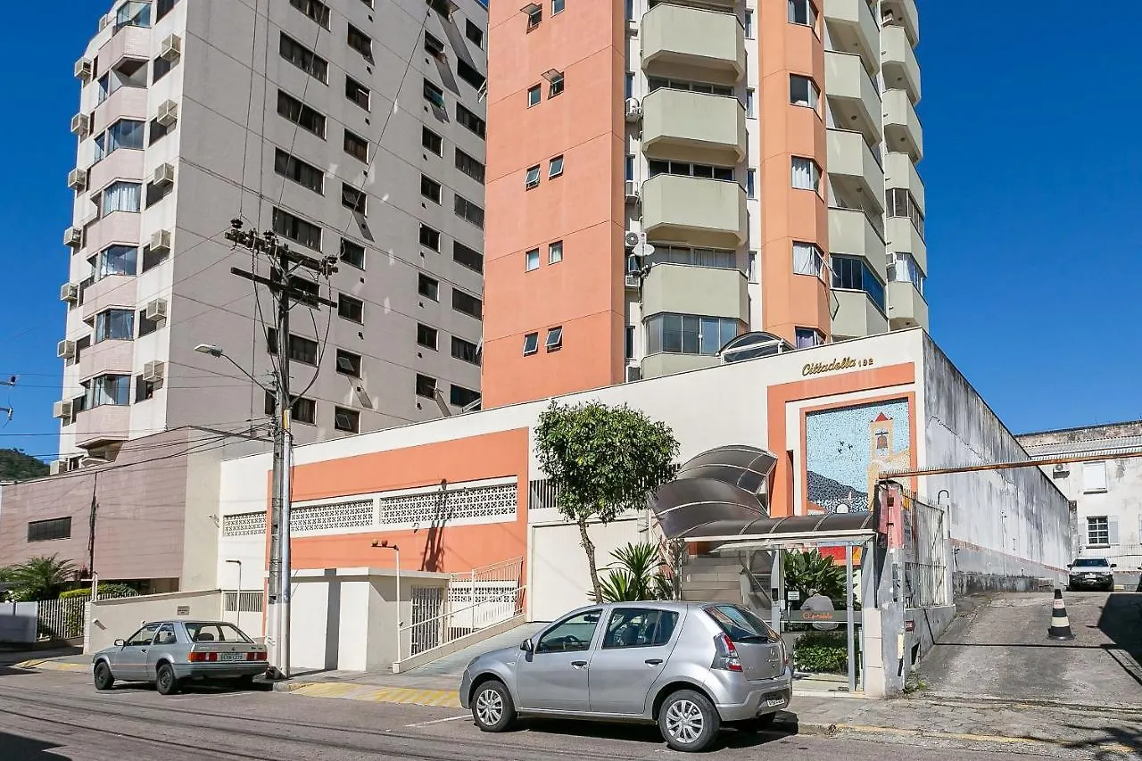 Wi-Fi 125Mb | Piscina No Rooftop #Ca48 Florianópolis Brazília
